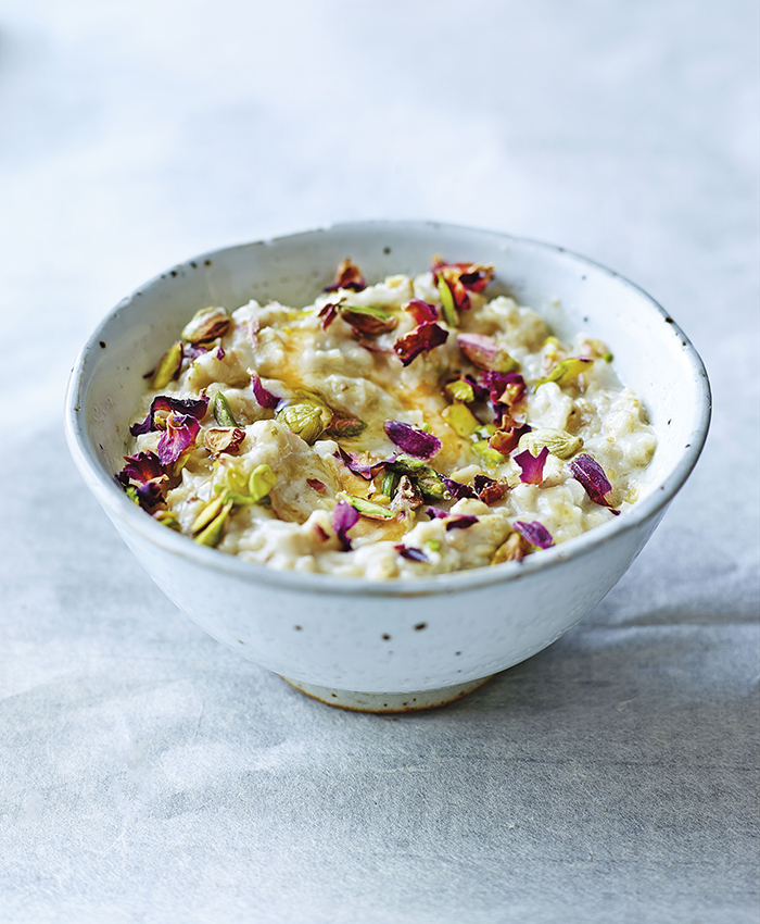 Rose, cardamom & pistachio porridge