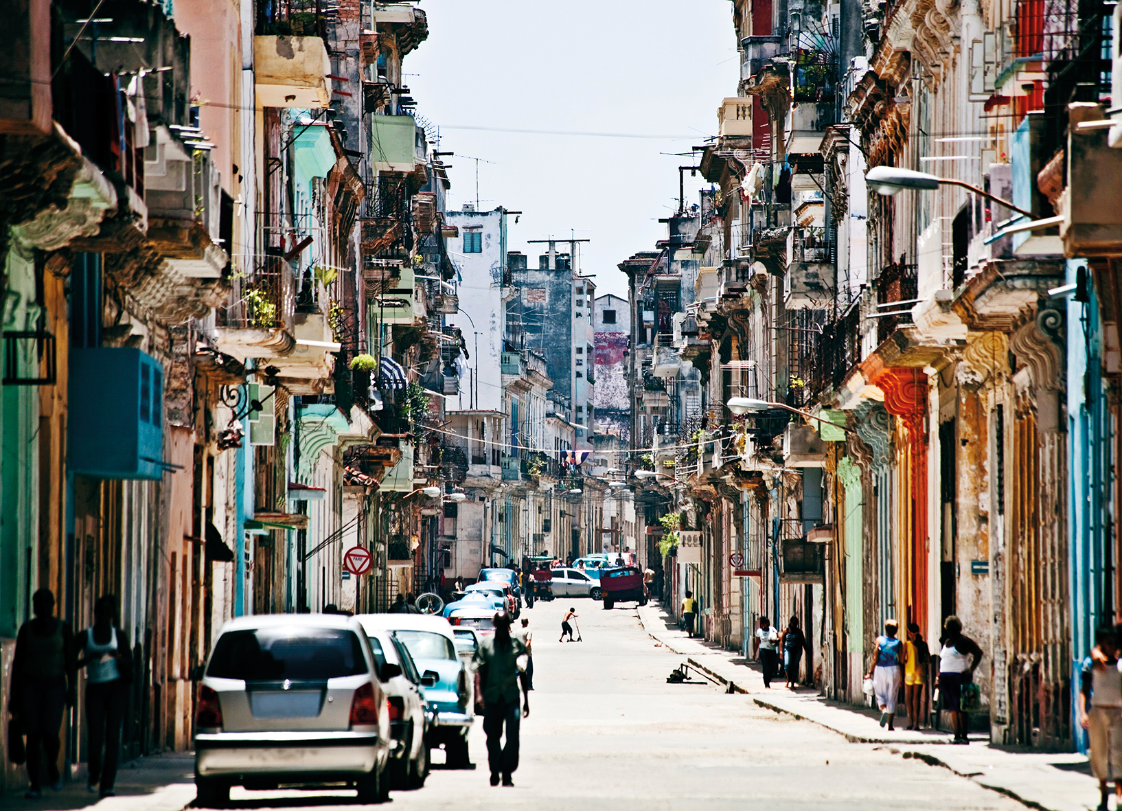 Кубинские города. Старая Гавана Куба. Гавана Куба старый город. Куба Гавана улочки. Куба Гавана улицы.