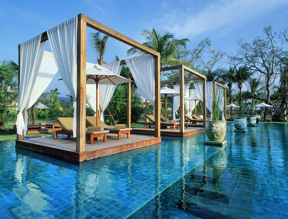 Try a luxury relaxing break in Thailand