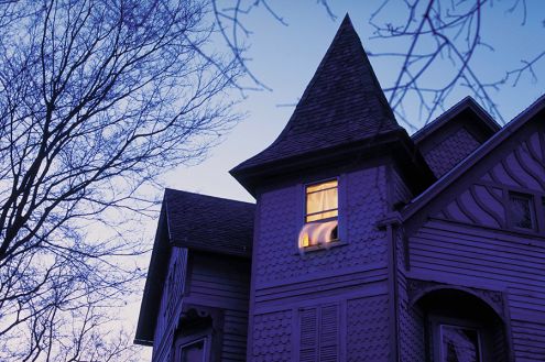Read spooky ghost stories on Halloween