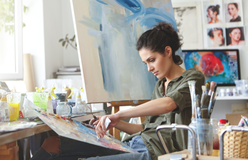 Art therapy: why painting makes you feel happy
