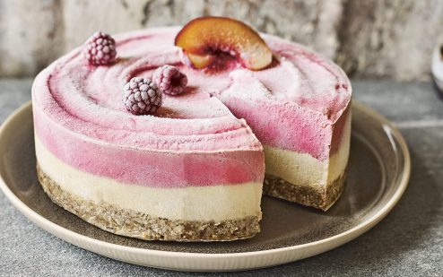 Peach melba cheesecake