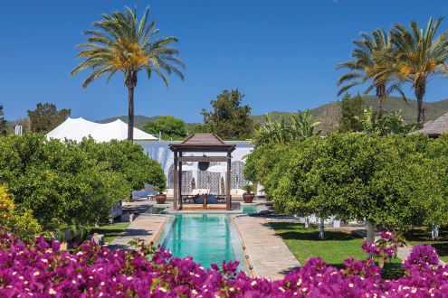Yoga, luxury, meditation? Here’s our low down on the best retreats…