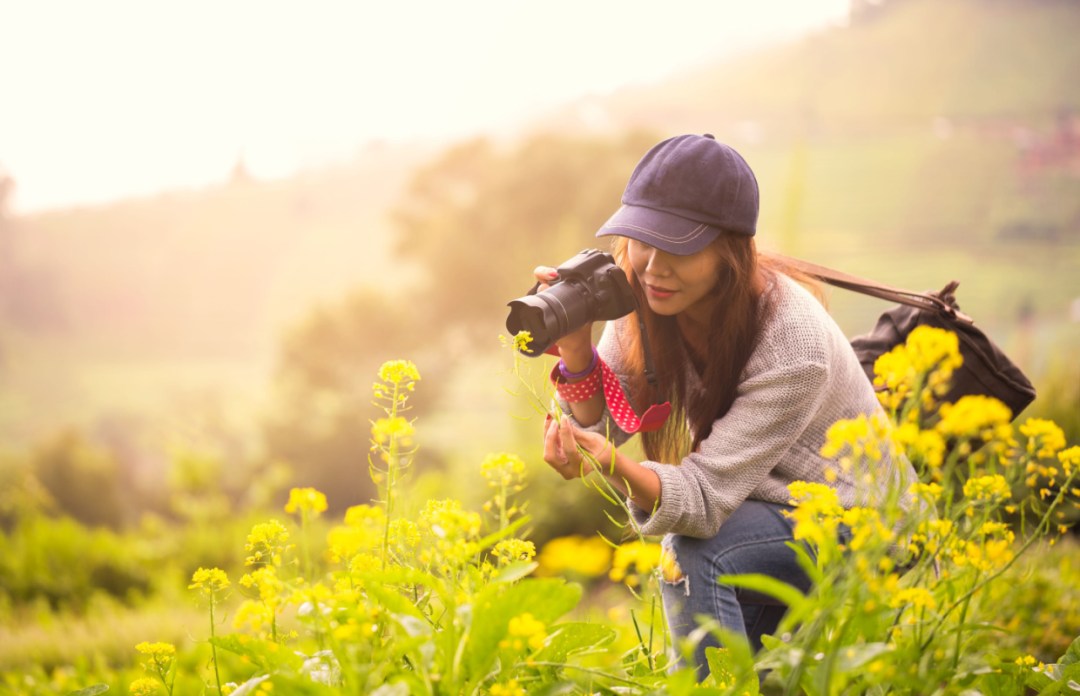 woman mindful photography in nature