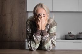 Why your brain is wired for bad news (and how to break the cycle)